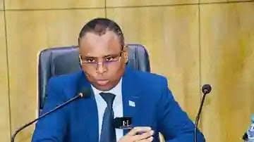 نائب رئيس الوزراء الصومالي يتخلى عن الجنسية الكينية ويدعو المسؤلين الآخرين للاقتداء به