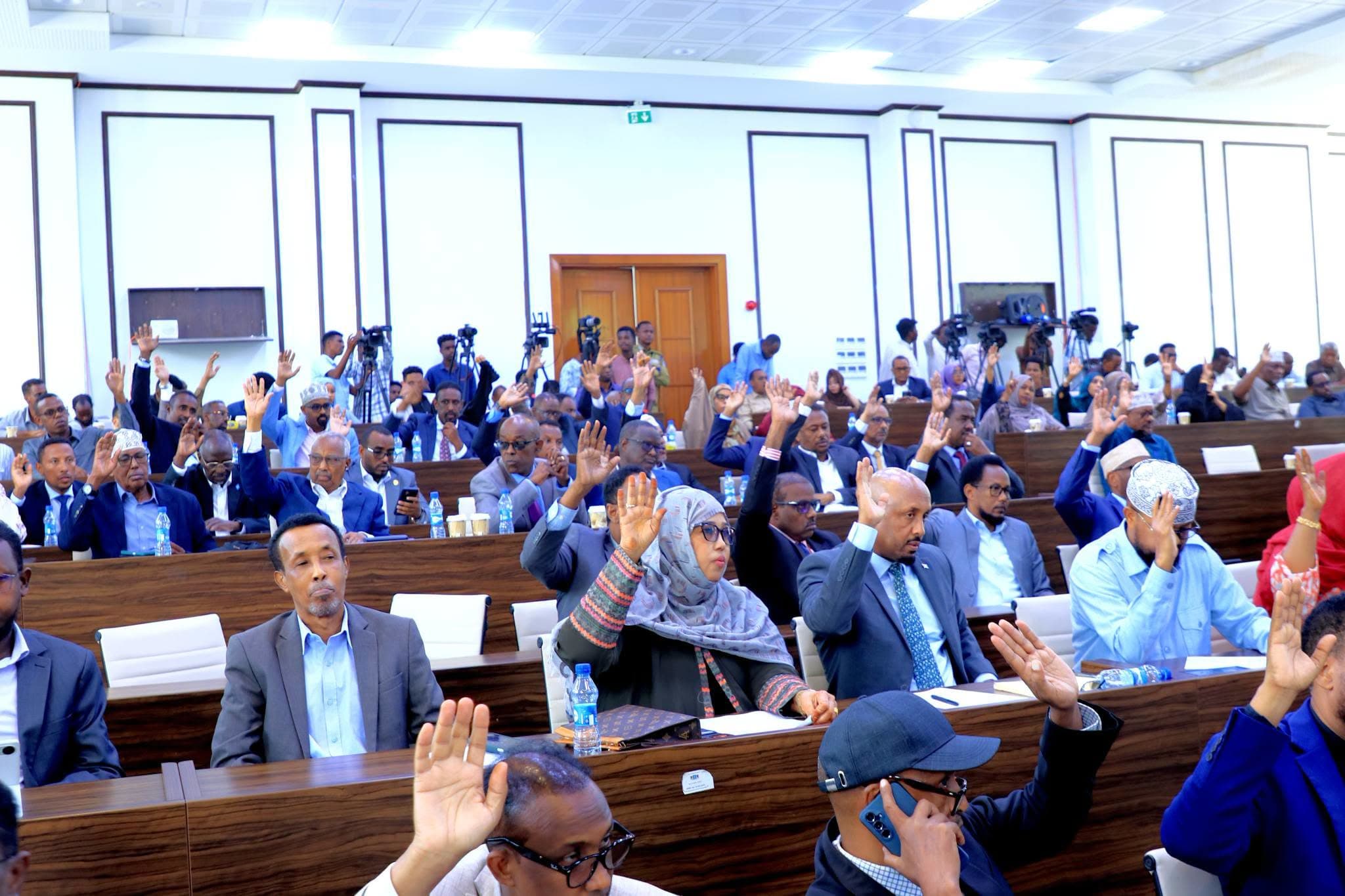 البرلمان الصومالي يعلق جلساته أسبوعين لتركيب نظام لرقمنة الإجراءات التشريعية