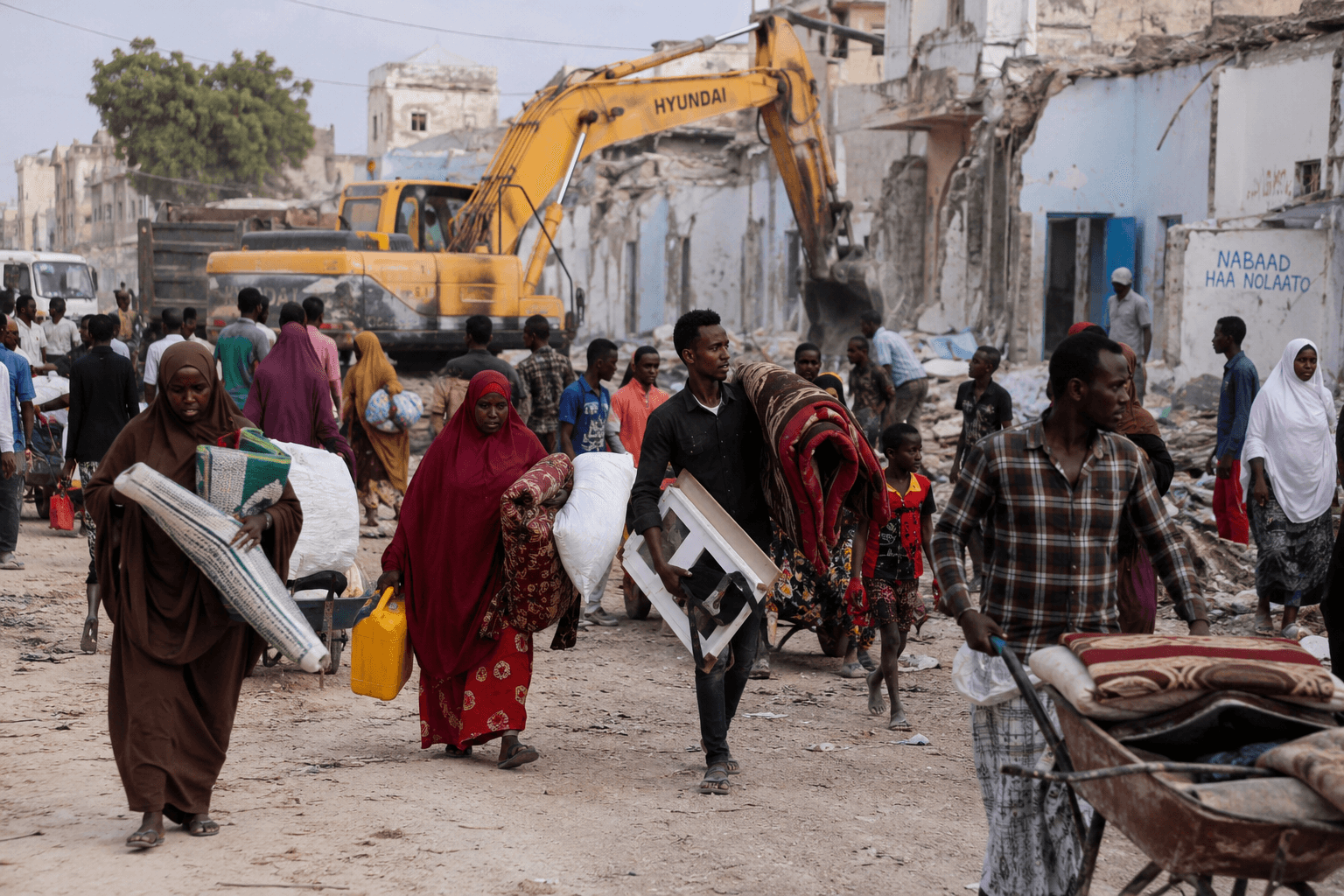 الحكومة الصومالية: خطة لإعادة توطين 12 ألف أسرة أُزيلت منازلها
