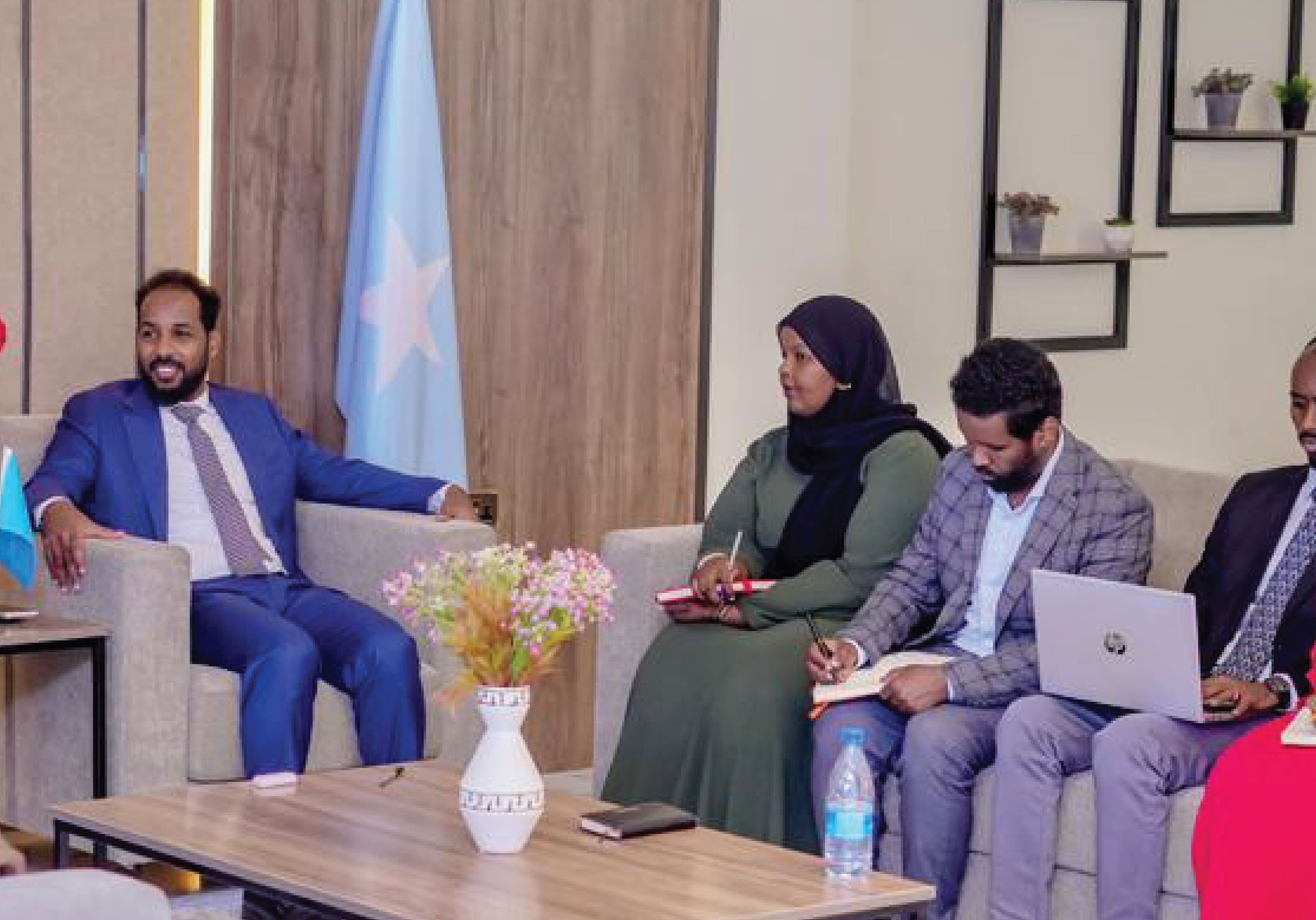 الصومال يخطط لإنشاء أول نادٍ للسباحة للشباب
