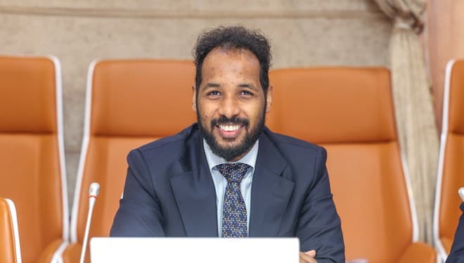 الصومال: وزير الشباب والرياضة ينفي ارتباط إقالة رئيس مجلس الشباب الوطني بانتقاد الحكومة