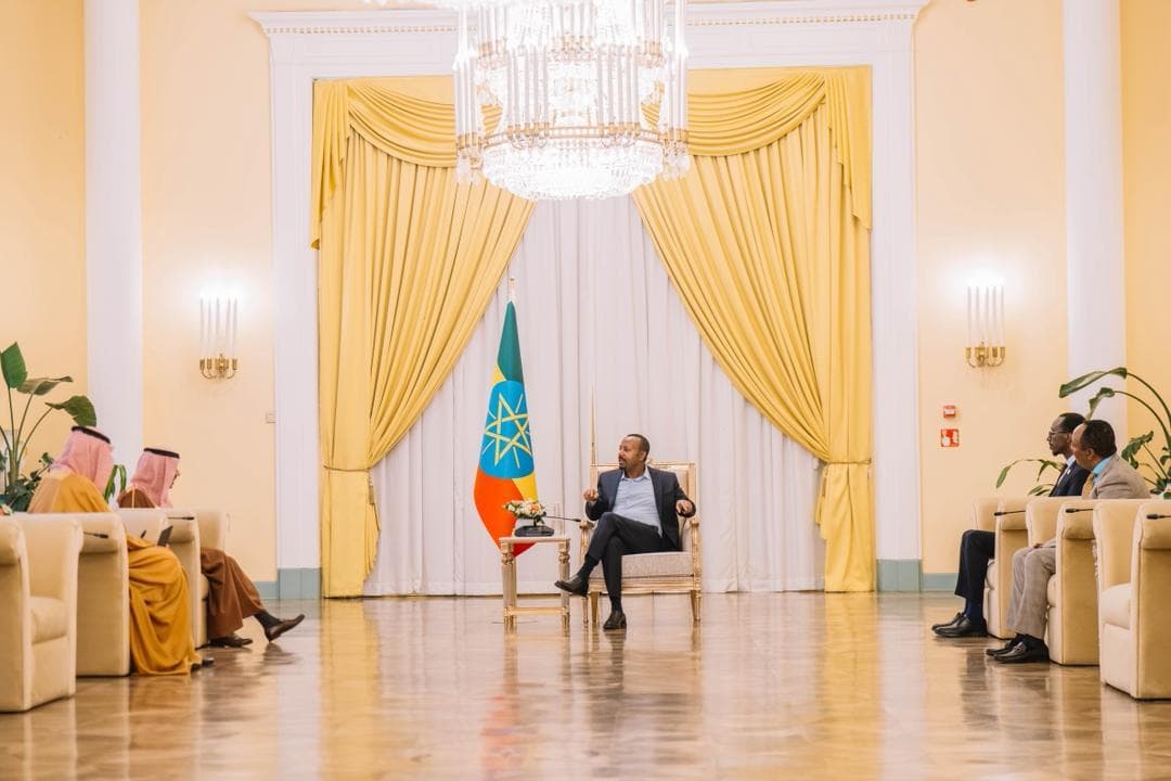 آبي أحمد يلتقي وزير الخارجية السعودي وسط توترات إقليمية