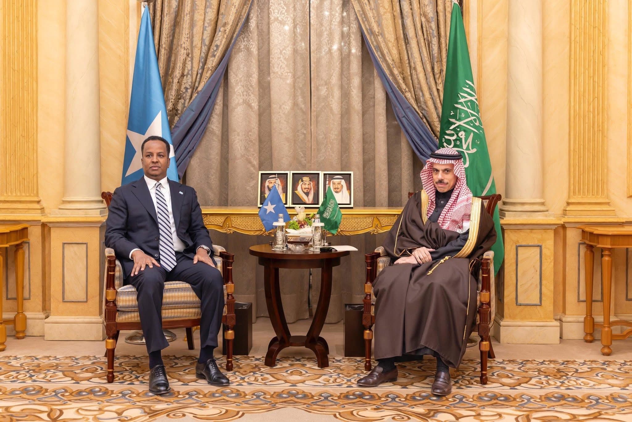 الصومال يدين تهديدات الحوثيين باستهداف السعودية