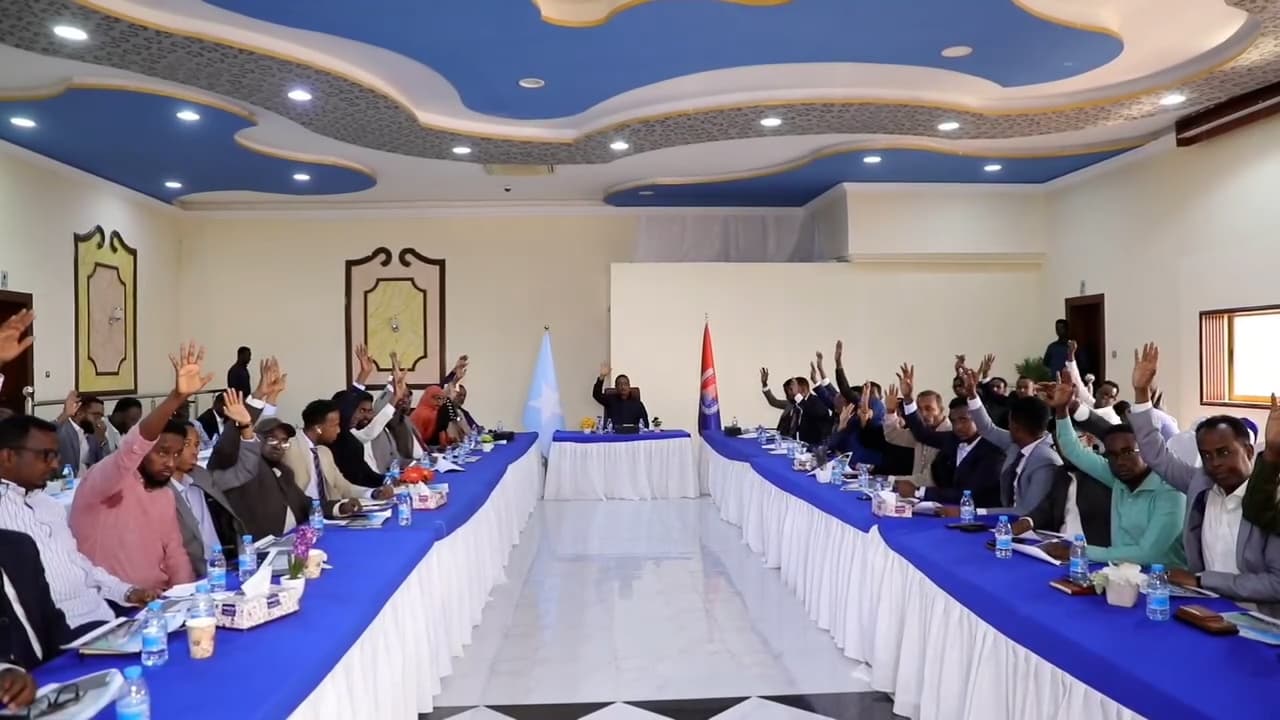 مقديشو: إقليم بنادر يعتمد موازنة 2026 بقيمة 63.8 مليون دولار