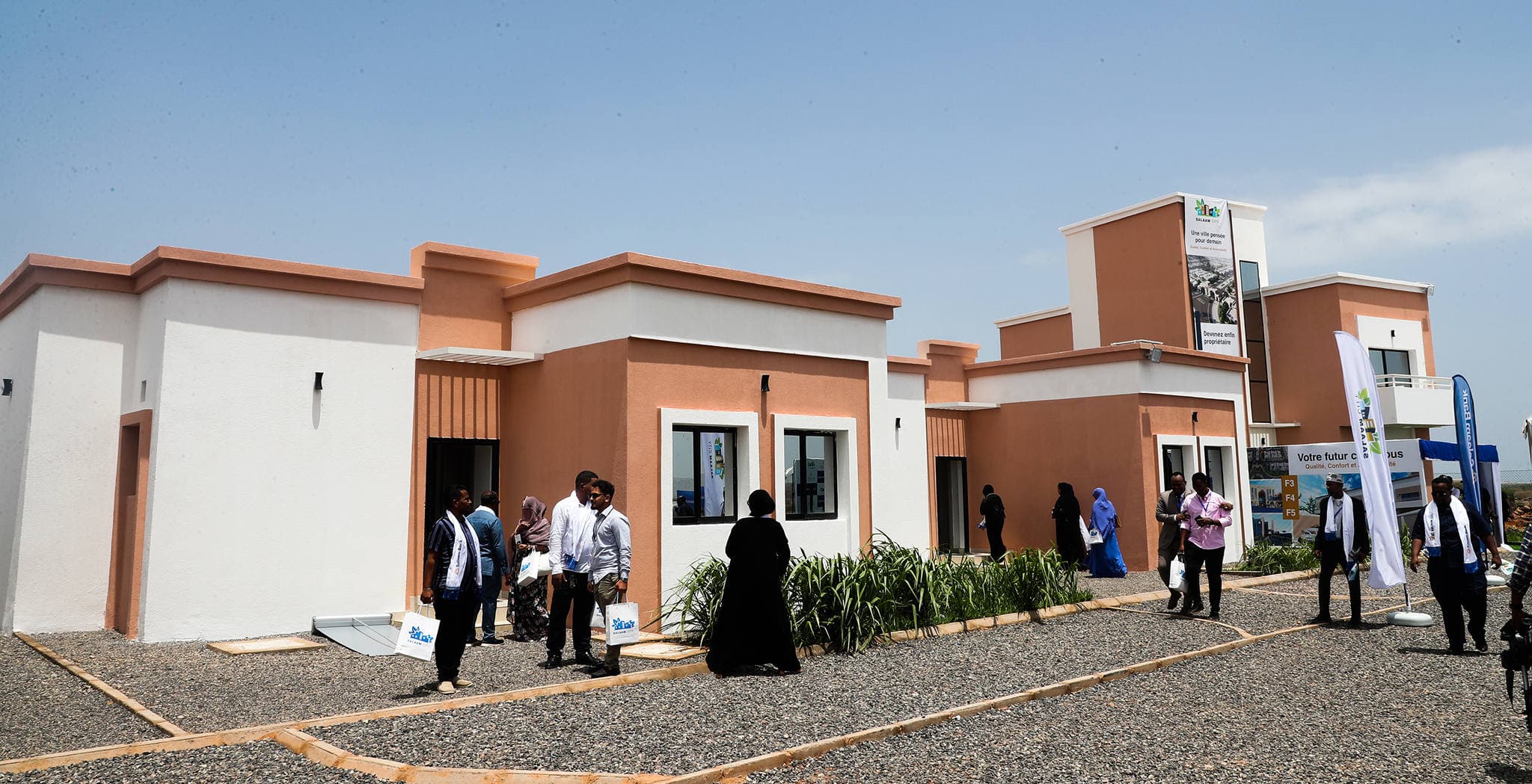 الرئيس الجيبوتي يطلق مشروع مدينة سكنية جديدة تضم 7 آلاف منزل