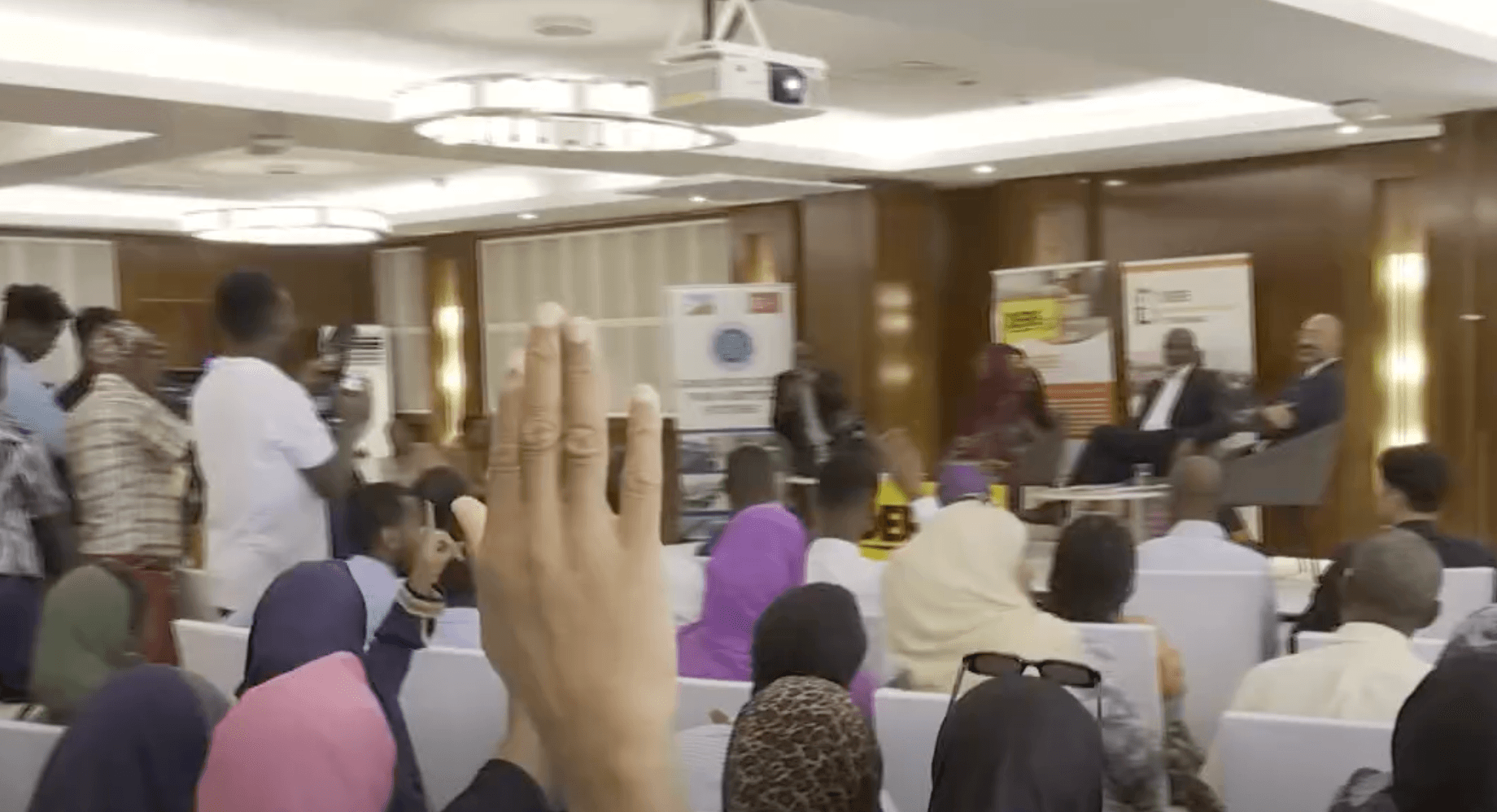 الحكومة الجيبوتية تتعهد بدعم ريادة الشباب في المجال الثقافي.