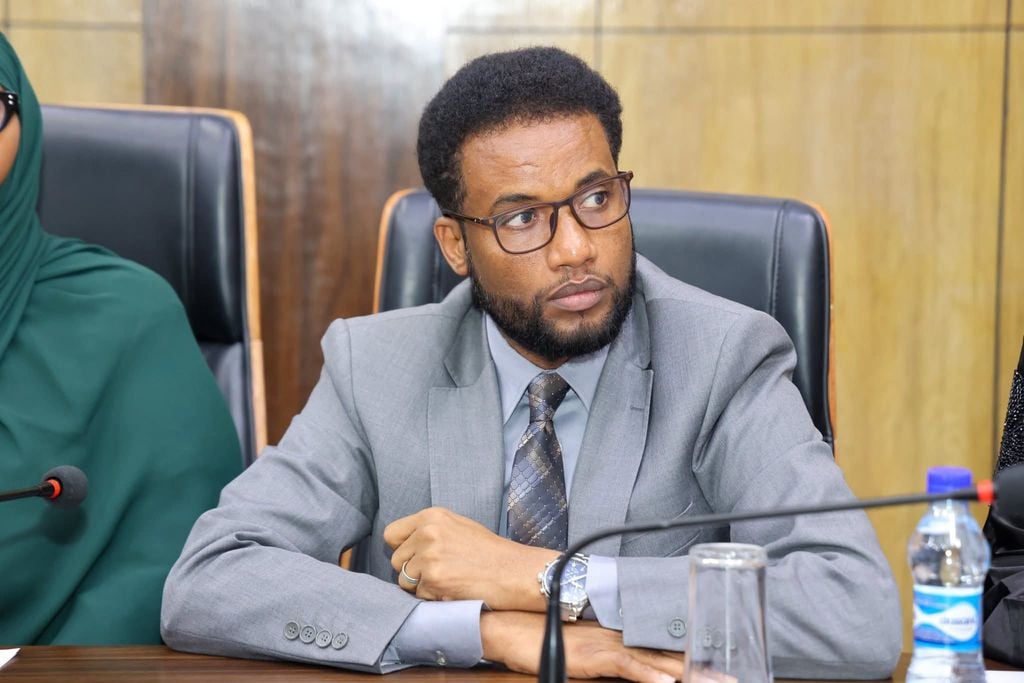 البرلمان الصومالي يحقق في مزاعم اعتداء قوات الأمن على نائبة