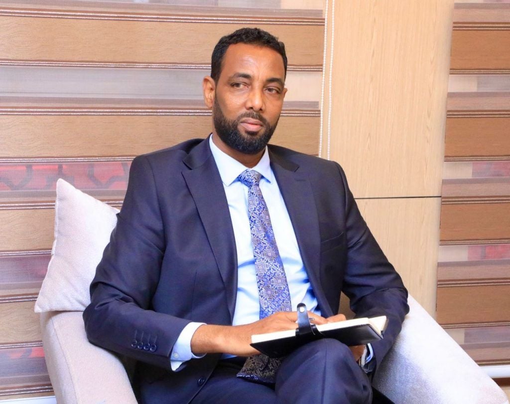 الحكومة الصومالية تلزم شركات الطيران بنقل المنتجات الزراعية المحلية لتعزيز الأمن الغذائي والأسواق الداخلية