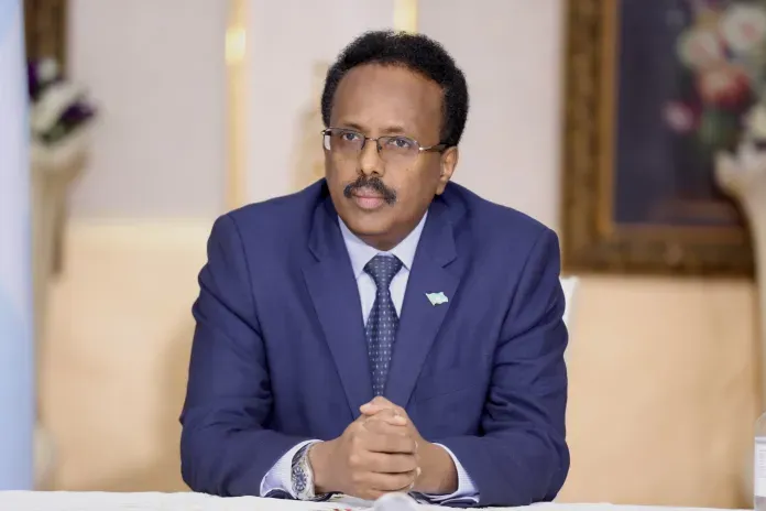 فرماجو: توقيع الرئيس على الدستور المعدل يهدد وحدة الصومال