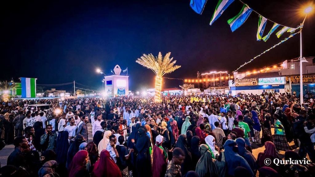 شرح: بونتلاند في عامها الـ28.. كيف شكّلت الفيدرالية ولماذا تختلف مع مقديشو؟