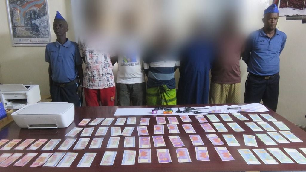 الشرطة الجيبوتية تعتقل 5 أشخاص للاشتباه في تزوير العملة