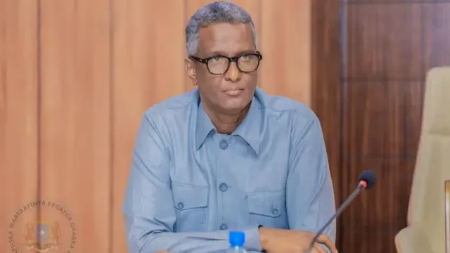 نائب صومالي معارض: التعديلات الدستورية تهدد مسار الحوار السياسي