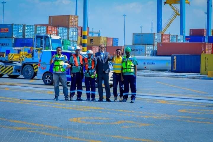 شركة MAERSK توقف الحجوزات إلى ميناء بربرة بشمال الصومال