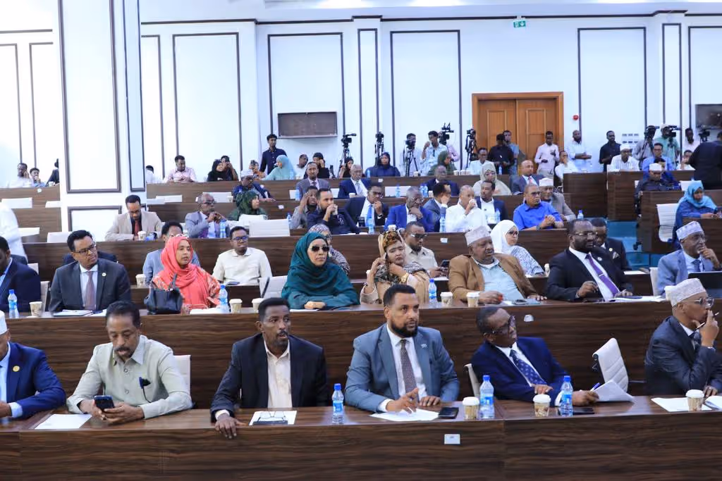 البرلمان الصومالي يوقف اقتطاع 100 دولار شهريا كان مخصصا لعلاج أعضائه