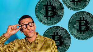 البيتكوين يتجاوز 125 ألف دولار مع تراجع الدولار الأمريكي.
