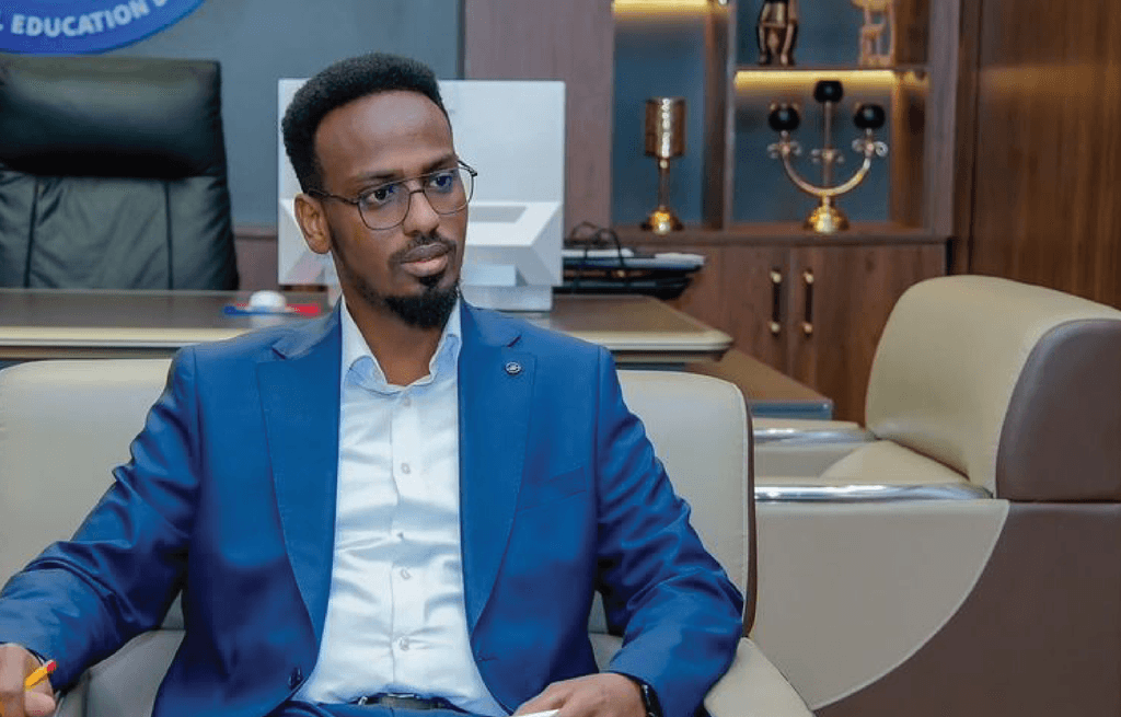 إدارة محافظة مقديشو تحظر طرد الطلاب بسبب التأخر عن الدوام المدرسي