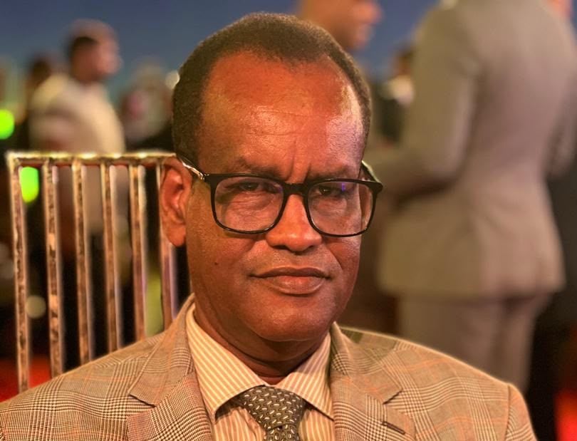 مقال رأي: شيء من اللامبالاة.. محاولة فاشلة للهرب من السياسة التي تعرف عنواني 