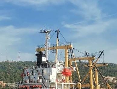 قراصنة صوماليون يفرجون عن السفينة «MV Sward» وطاقمها المكون من 17 شخصا