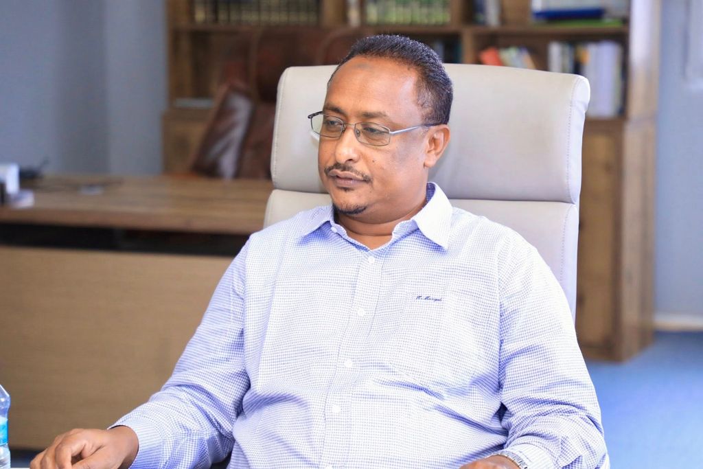 إدارة بنادر تخصص ملعب المهندس «يريسو» لاحتجاجات المعارضة