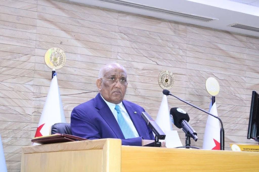 البرلمان الجيبوتي يقر خمسة مشاريع قوانين بينها إنشاء غرفة لموثقي العقود