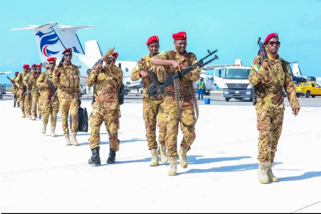 الصومال: ولايتا بونتلاند وجوبالاند تتهمان الحكومة الفيدرالية بمنع هبوط طائراتهم في العاصمة