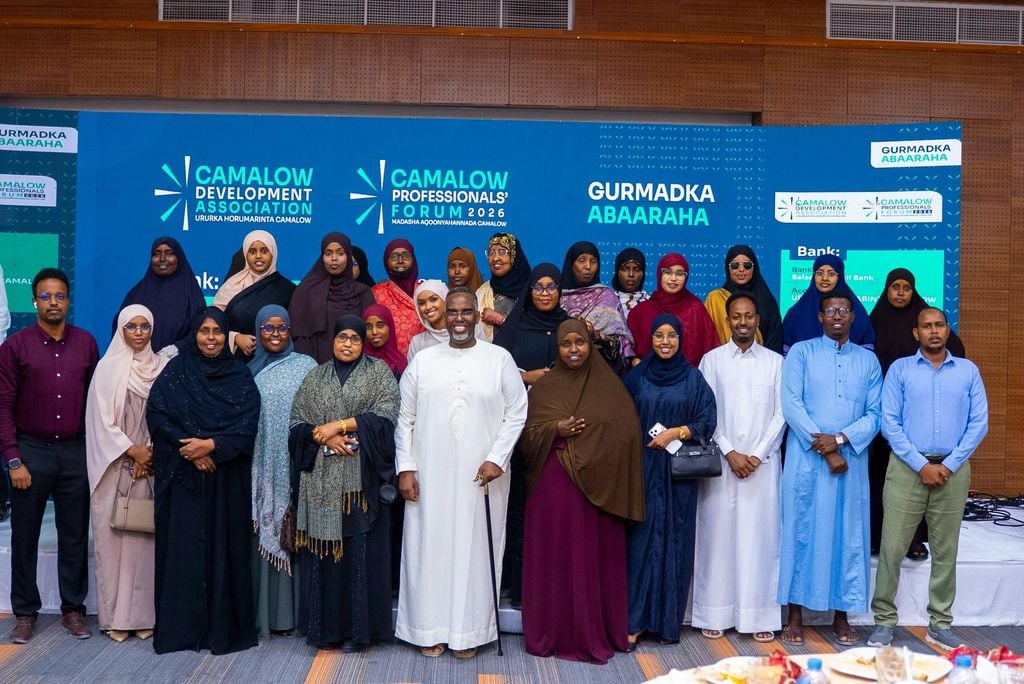 منتدى للمهنيين الصوماليين يجمع 10 آلاف دولار لإغاثة متضرري الجفاف