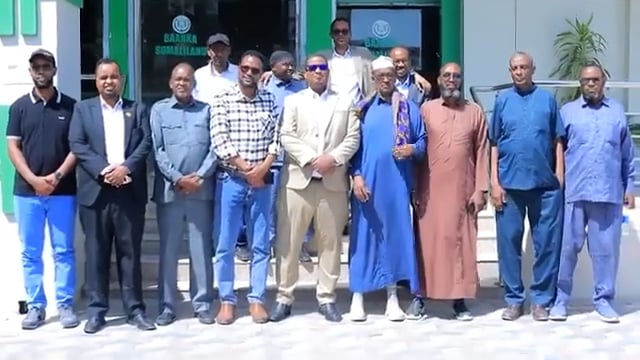البنك المركزي في صوماليلاند وصرافو العملات يتوصلون إلى اتفاق بشأن الرسوم.
