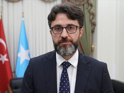 السفير التركي يؤكد استمرار دعم بلاده للصومال